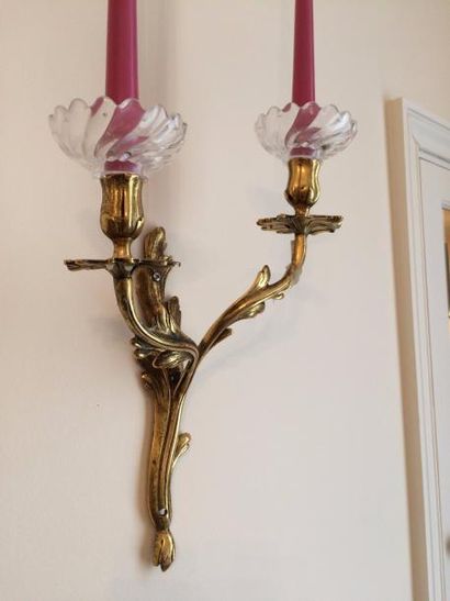 Paire d’appliques en bronze à deux bras de...