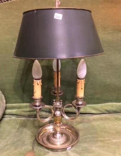 Lampe bouillotte en bronze désargenté à trois...