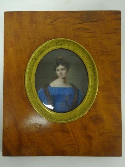 LECHENETIER 


Portrait de femme au peigne...