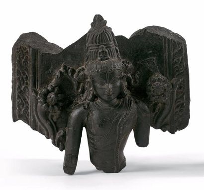 INDE - XIIe/XIIIe siècle

Fragment de stèle...