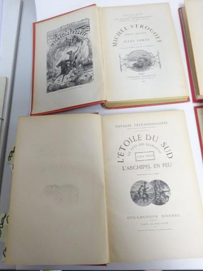 VERNE (Jules)


- Deux ans de vacances. 

Paris,...