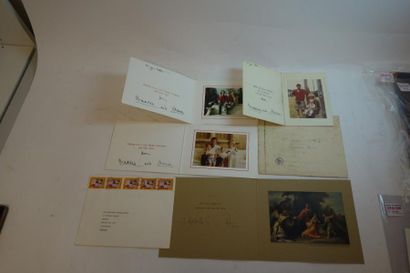 Quatre cartes de voeux de la famille d'Angleterre,...