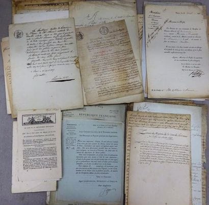 DOCUMENTS divers des XVIIème, XVIIIème et...