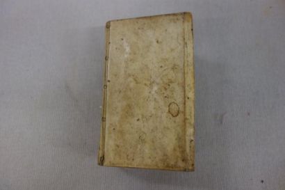 Trois livres du XVIIème siècle reliés en...