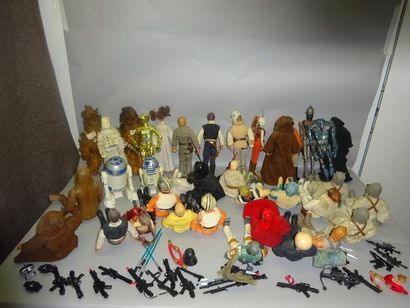 STAR WARS

Fort lot de 36 Poupées 30 cm Kenner/Hasbro

1995...