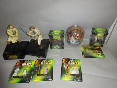 STAR WARS

Lot de 7 Figurines Hasbro neuves...