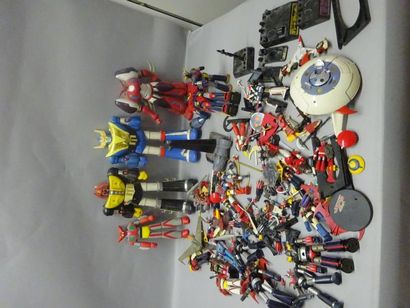 SHOGUN WARRIORS

Fort lot de figurines modernes...