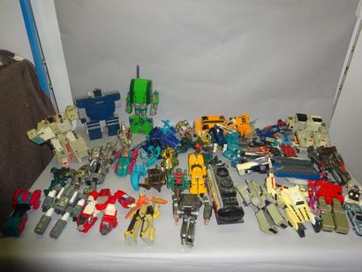 TRANSFORMERS (1/3 + 2/3 + 3/3)

For lot +/-...