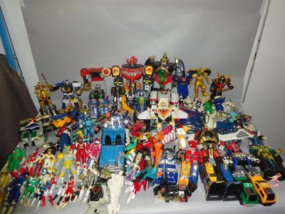 POWER RANGERS / SENTAI (1/3 + 2/3 + 3/3)
Lot...