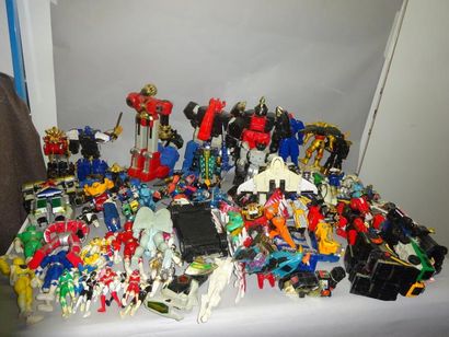 POWER RANGERS / SENTAI (1/3 + 2/3 + 3/3)
Lot...