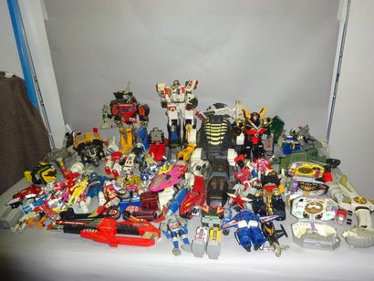 POWER RANGERS / SENTAI (1/3 + 2/3 + 3/3)
Lot...