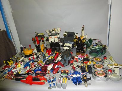 POWER RANGERS / SENTAI (1/3 + 2/3 + 3/3)
Lot...