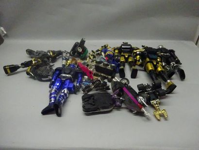 BEETLEBORG

Lot de 15 pièces.

Circa 1990.

Etat...