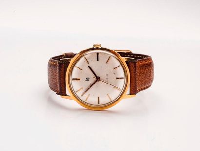 LIP, INCABLOC


Montre bracelet d'homme.

Boîtier...