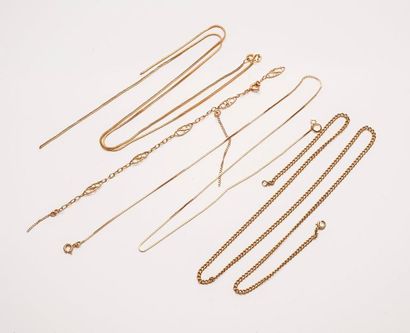 Lot de deux chaînes en or jaune (750) à maille...