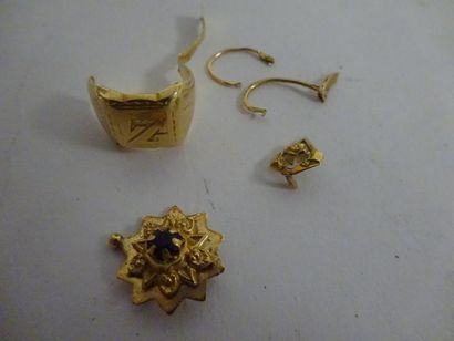 Lot de débris en or jaune (750) comprenant...