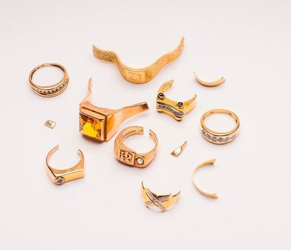 Lot de débris de bagues diverses en or (750)....