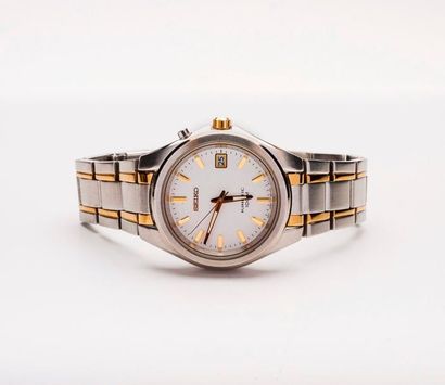 SEIKO, Kinetic


Montre bracelet d'homme...