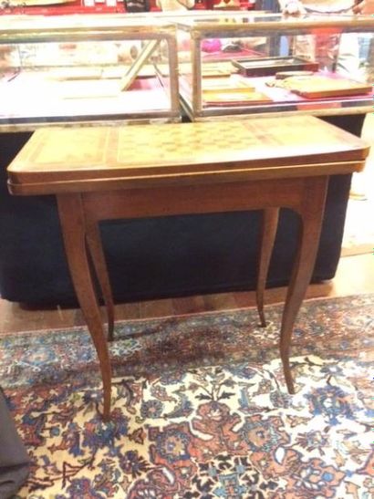Table à jeux en 