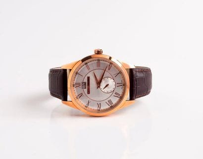 CERRUTI 1881


Montre bracelet d'homme. 

Boîtier...