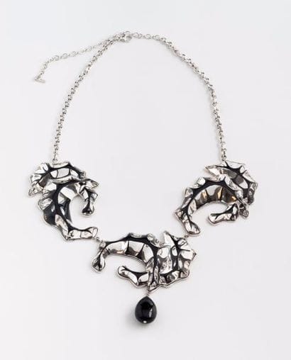 LALIQUE France, Tourbillon


Collier en argent...