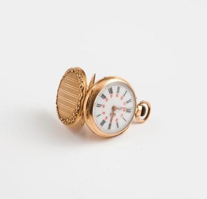 Montre de col en or jaune (750)

Couvercle...