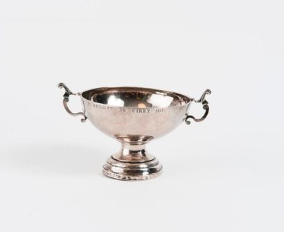 Coupe de mariage en argent (950) sur piédouche...