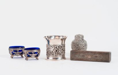 Lot d'objets en argent (925) anglais :

-Paire...