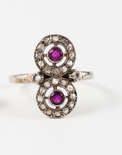 Bague en or gris (750) et platine (850) formé...