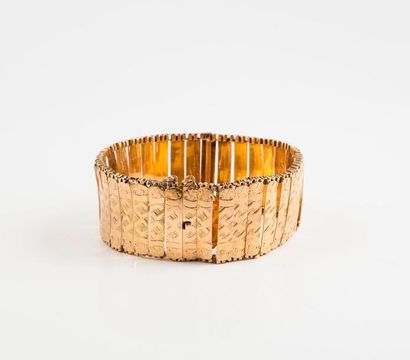 Bracelet ruban en or jaune (750) à maillons...