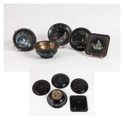 CHINE - EPOQUE KANGXI (1662 - 1722)


Un...