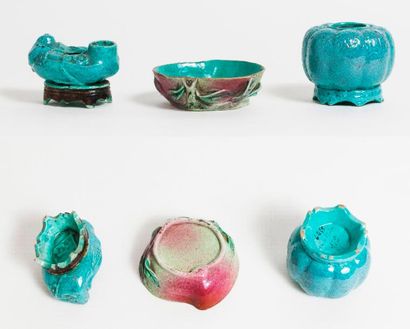 CHINE - XIXème siècle


Trois petits lave-pinceaux...