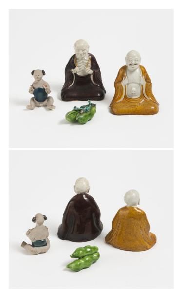 CHINE - Vers 1900


- Deux statuettes de...
