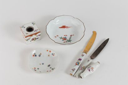 MEISSEN, Allemagne


Lot de porcelaines :

-...