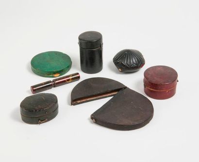 Lot d'étuis ou boîtes du XVIIIème siècle...