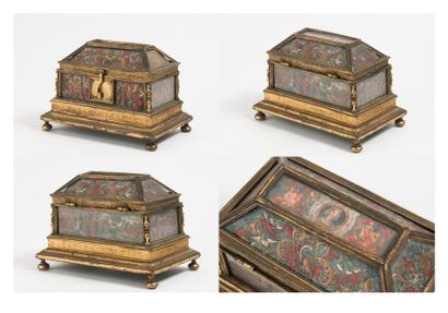 Coffret orné de plaques en ivoire d'éléphant...