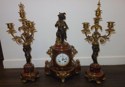 Garniture de cheminée en marbre rouge griotte...
