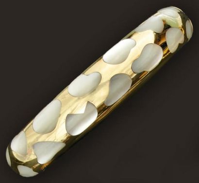 TIFFANY & Co.
Bracelet rigide en or jaune...
