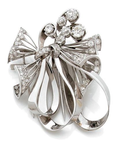 Broche double clip en or gris 750 millièmes,...