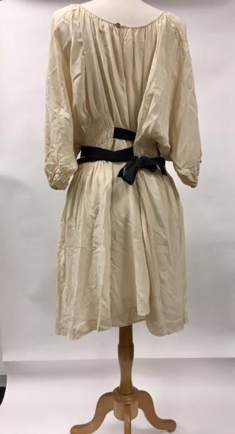 Etoile Isabel MARANT 


Robe à manches trois...