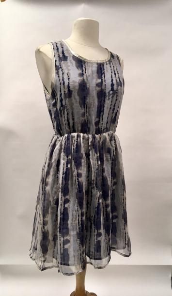 SUNCOO 


Robe sans manche à motif 