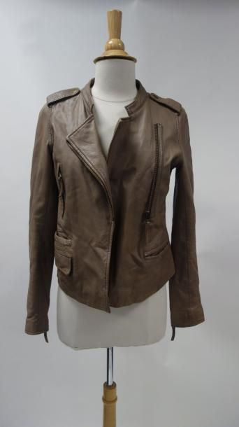 MAJE


Blouson perfecto en cuir d'agneau...