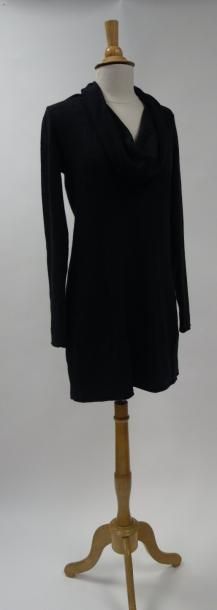D EXTERIOR 


Robe pull en mélange de laine...