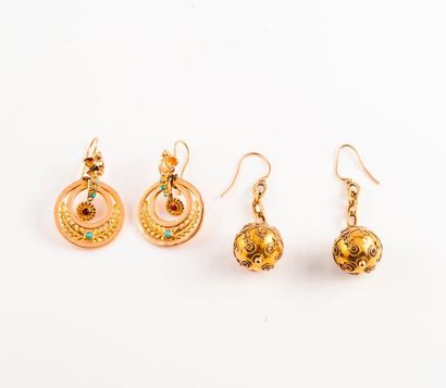 Lot de deux paires de boucles d'oreille en...