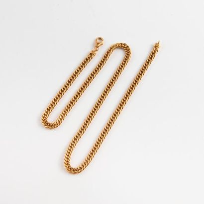 Collier en or jaune (750) à maille gourmette....