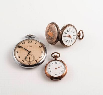 Lot de deux montres de col en argent (min.800)...