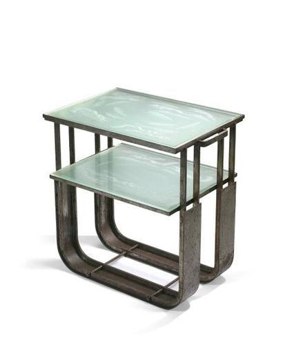 Edgard BRANDT (1880-1960)
Table desserte...