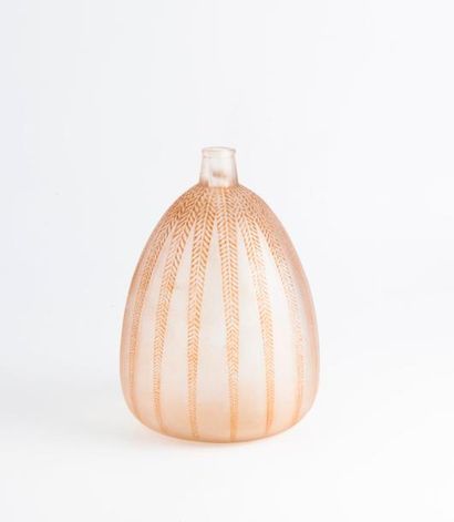 René LALIQUE (1860-1945), Mimosa.


Vase...