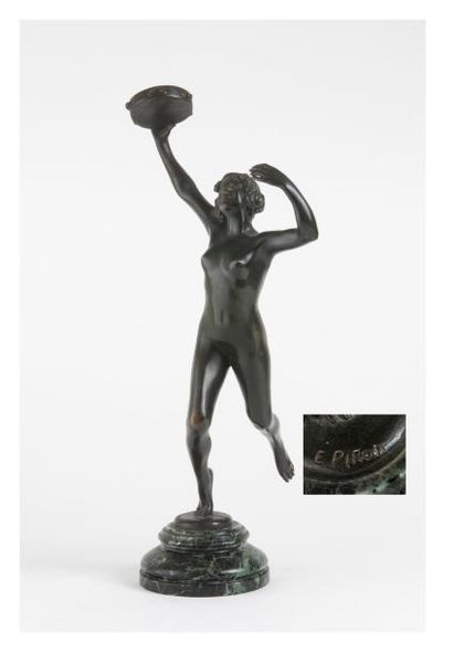 EUGENE D. PIRON (1875-1928)


La danseuse...