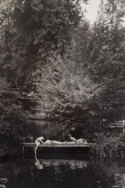Willy Ronis (1910-2009)


Trio, Champigny,...